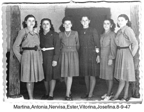 6 jovencitas