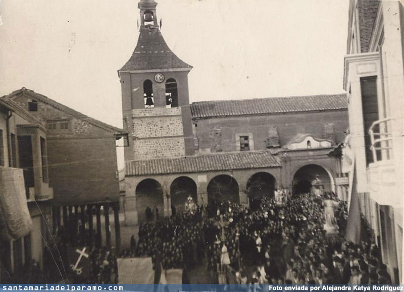 Procesión en la Plaza Mayor