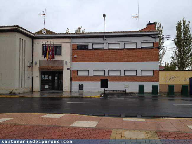 Fachada del Centro Cívico Magdalena Segurado